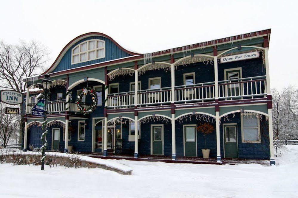 Stone Waters Inn Bellaire Exterior foto